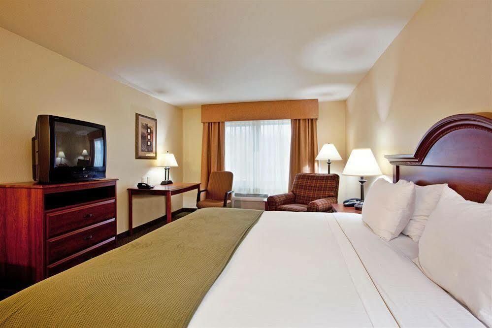 Holiday Inn Express Hotel & Suites Claypool Hill -Richlands Area By Ihg Pounding Mill Eksteriør billede